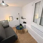 Paris 3Eme Studio Renove Emplacement Ideal - 2P